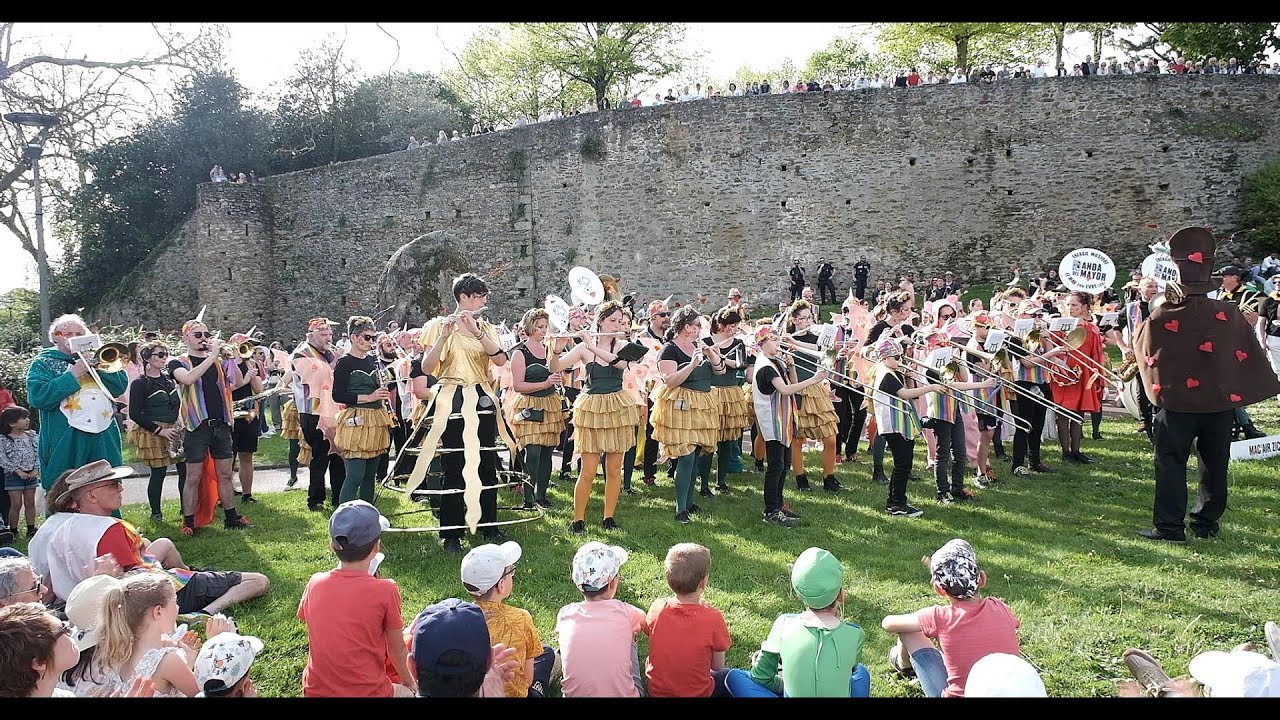 Cholet Carnaval 2024 3-Le concert Mairie