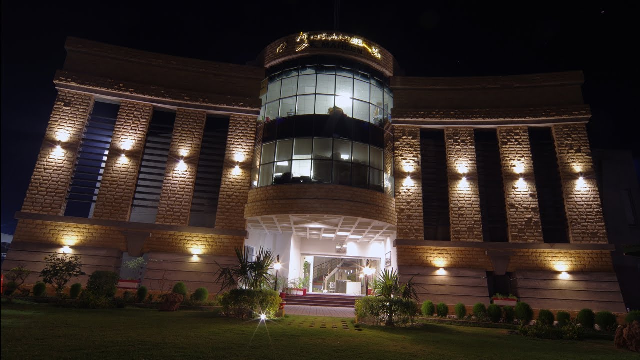 HEAD OFFICE BUILDING FOR MAHEEN TEXTILE By Sigma System Syndicate