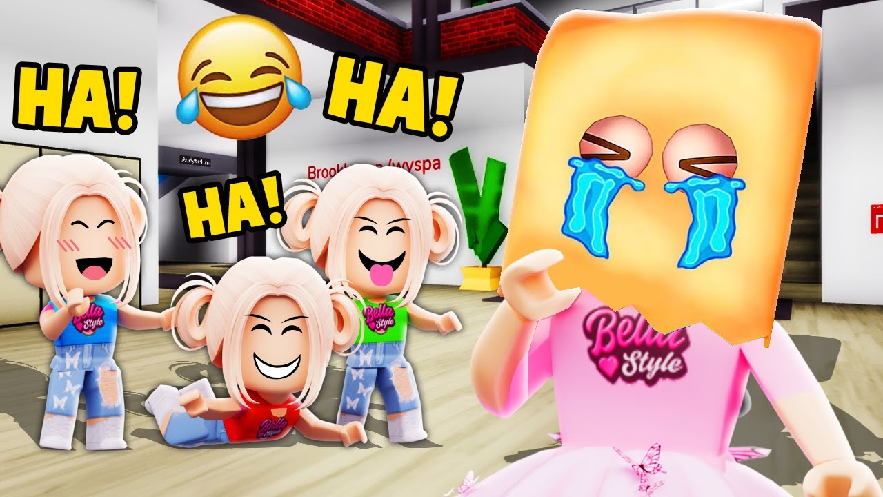 BABY BELLA NIE CHCE POKAZAĆ TWARZY W SZKOLE... (Roblox Brookhaven) Vito i Bella