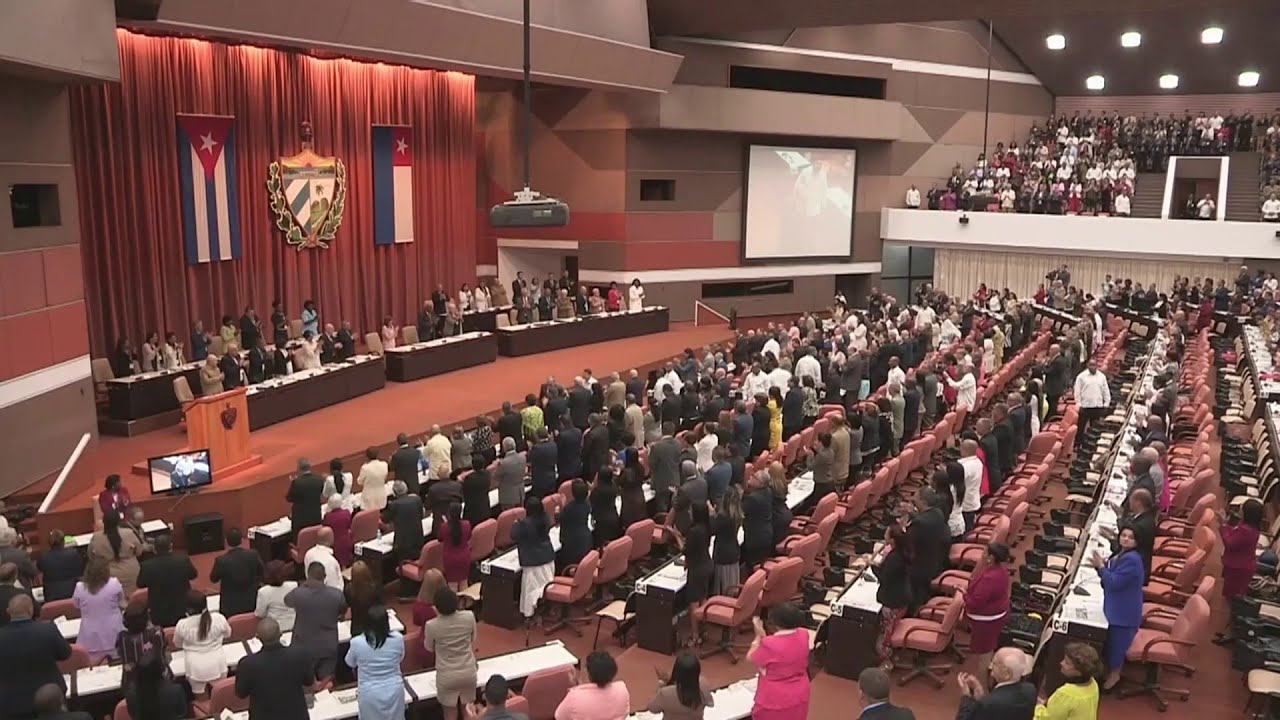 Cuba considers shrinking National Assembly
