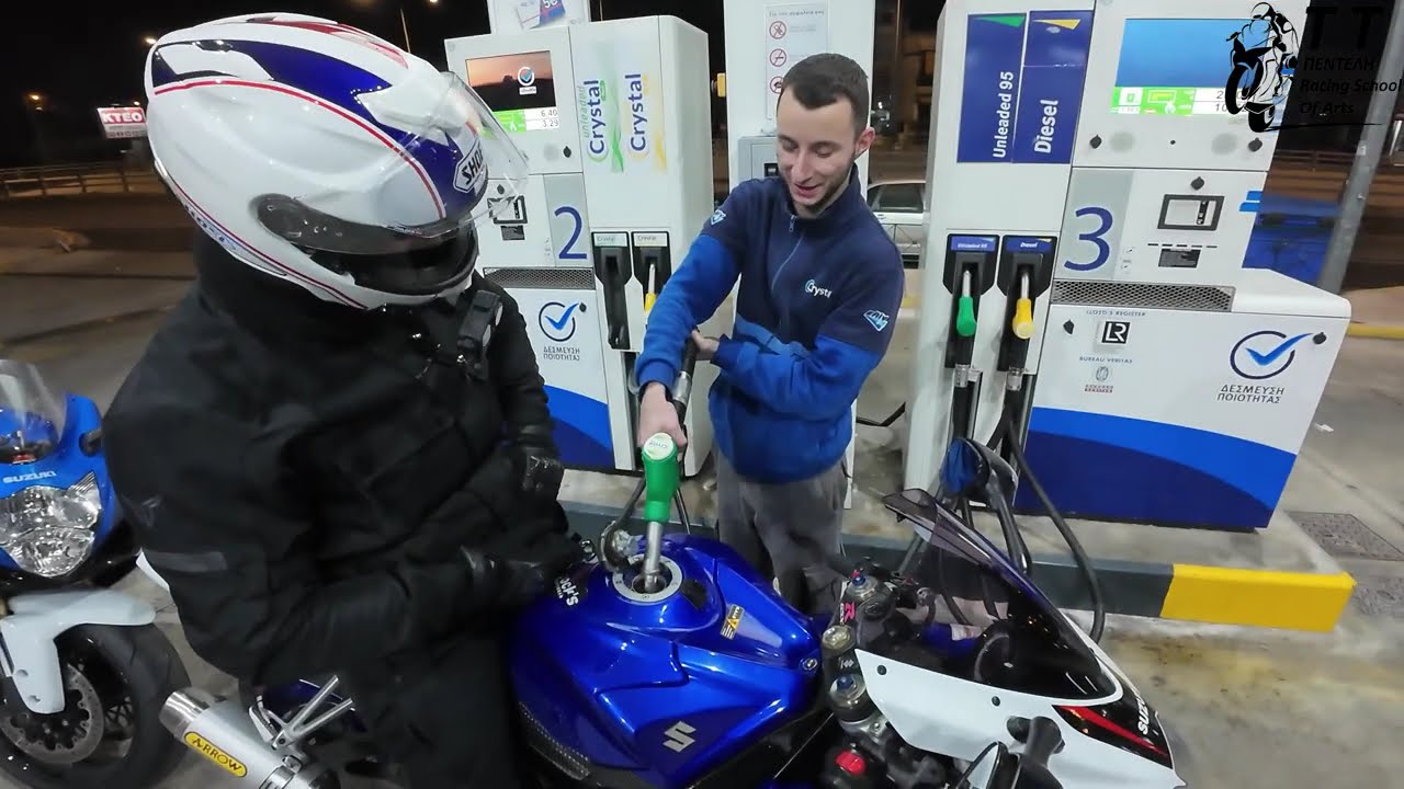 GSX R 750 και GSX R 600 βραδινή βόλτα