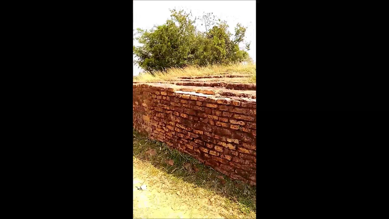 kapilavastu - Stupa du p&egrave;re et de la m&egrave;re du Bouddha