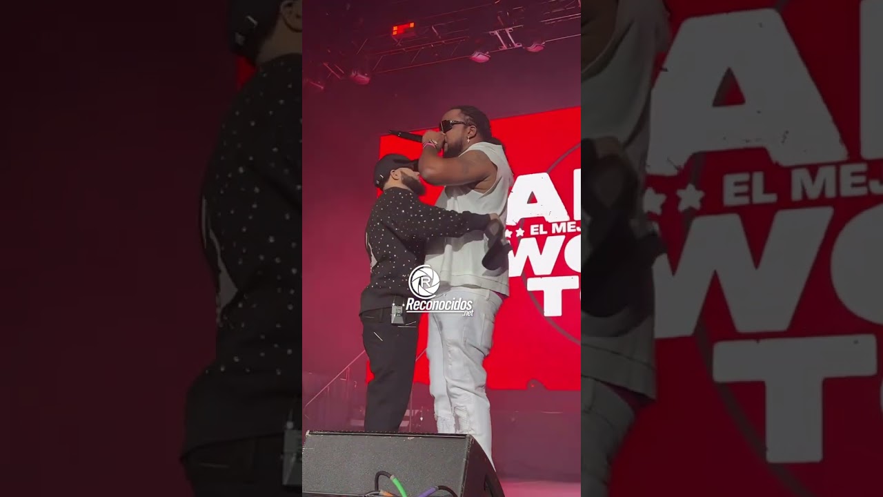 El talentoso @manyaomusic sorprende a Boston junto a @elalfaeljefe en 