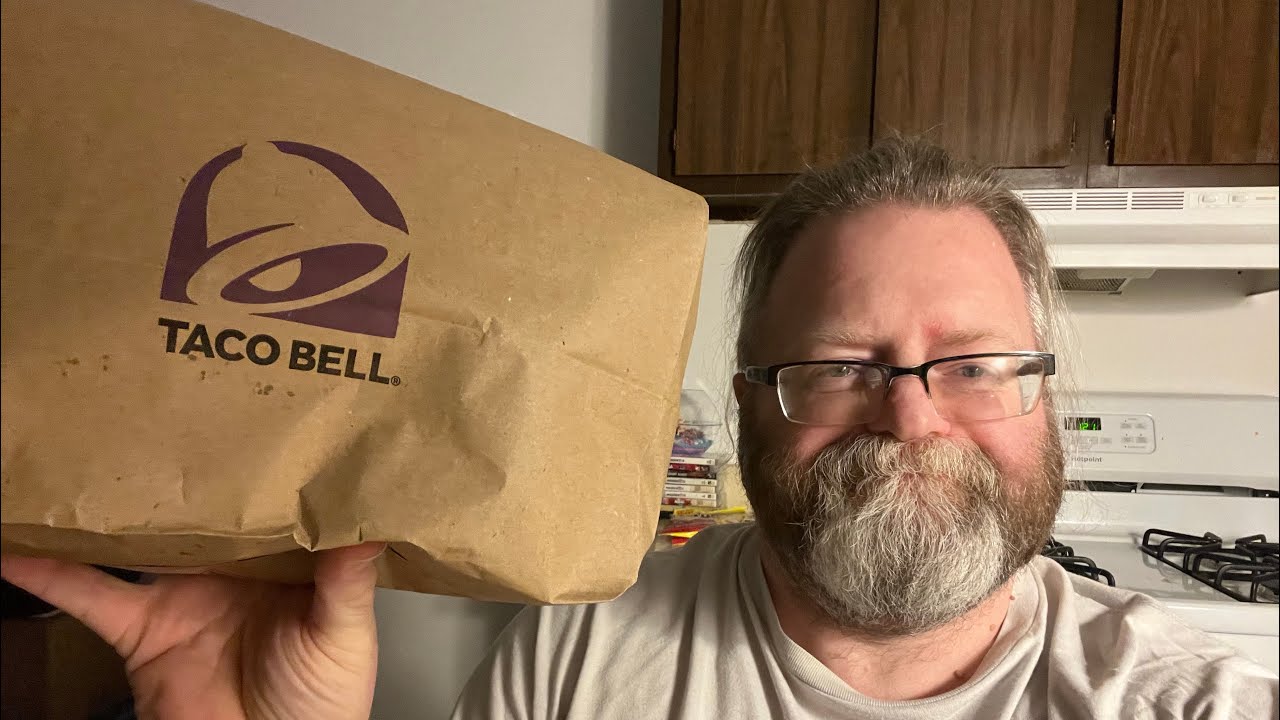 Ionacus toy reviews #1075 new Taco Bell items (chicken bacon ranch street chalupas and loaded fries)