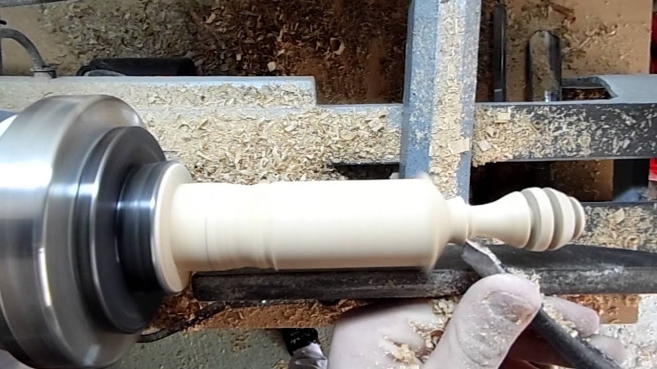 Fabrication d'une cuillère a miel - Manufacturing of a spoon has honey