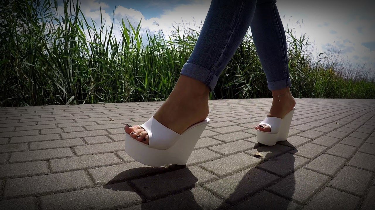 summer shoes - white wedges