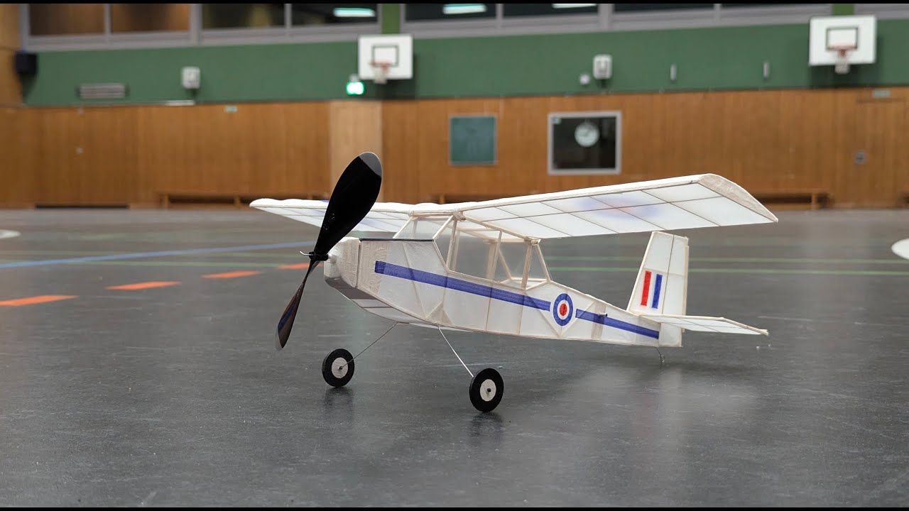 The Observer, a Bostonian rubber powered model
