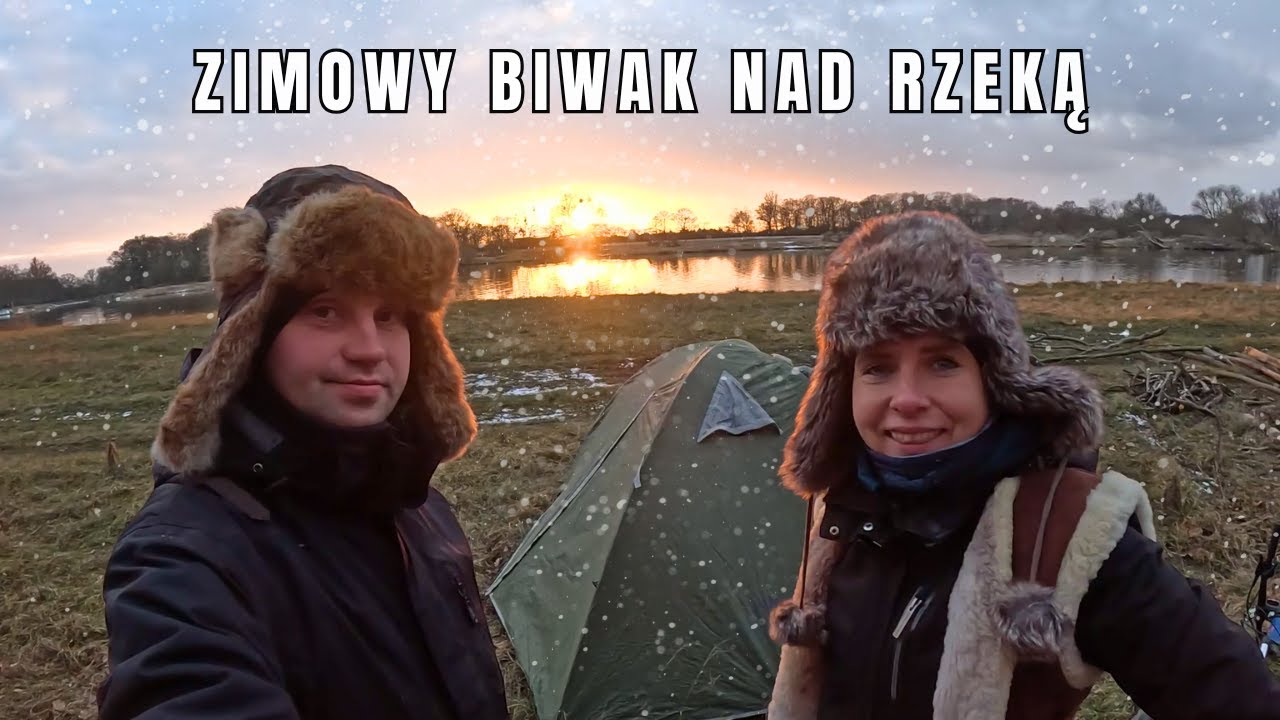 Noc przy ognisku. Dziki biwak nad rzeką. Zimowa przygoda rowerowa.