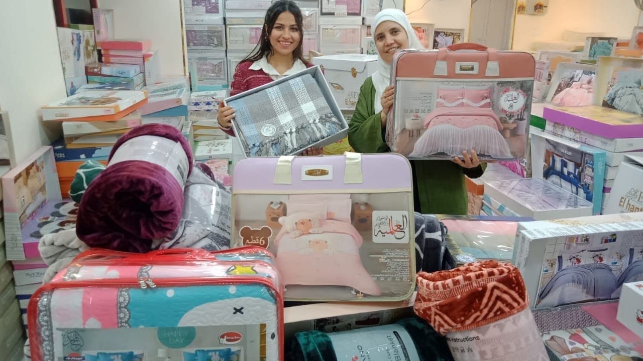 و اخيرا عرفت ارخص مكتب مفروشات في الموسكي القطاعي بسعر الجملة💥بطاطين لحفة ملايات مفارش  الشحن مجانا