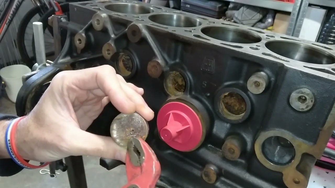 pastille de sablage moteur, comment les extraire ou les retirer !!!