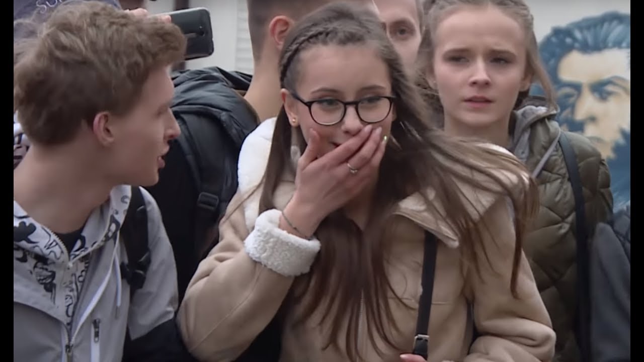 Uczennica była w szoku kiedy poznała prawdziwą tożsamość tajemniczego graficiarza! [Szkoła odc. 565]