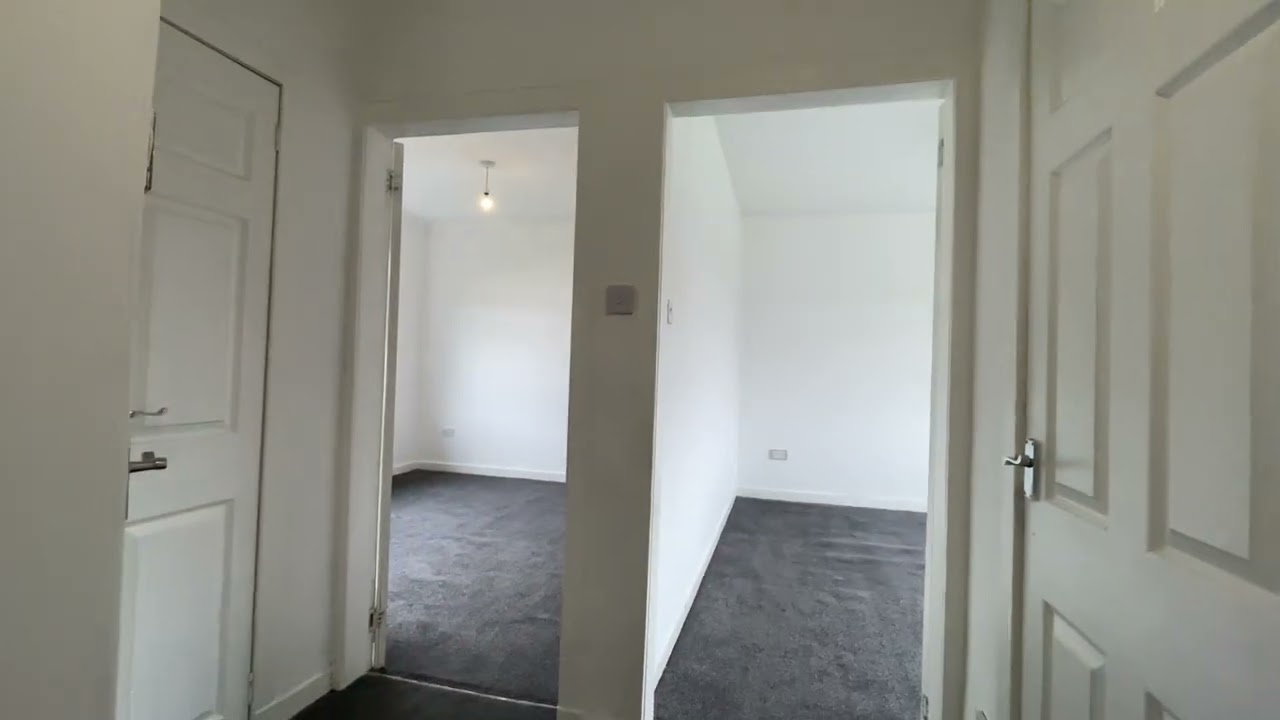 To Let - 20 Brock Oval, Glasgow G53 6HB