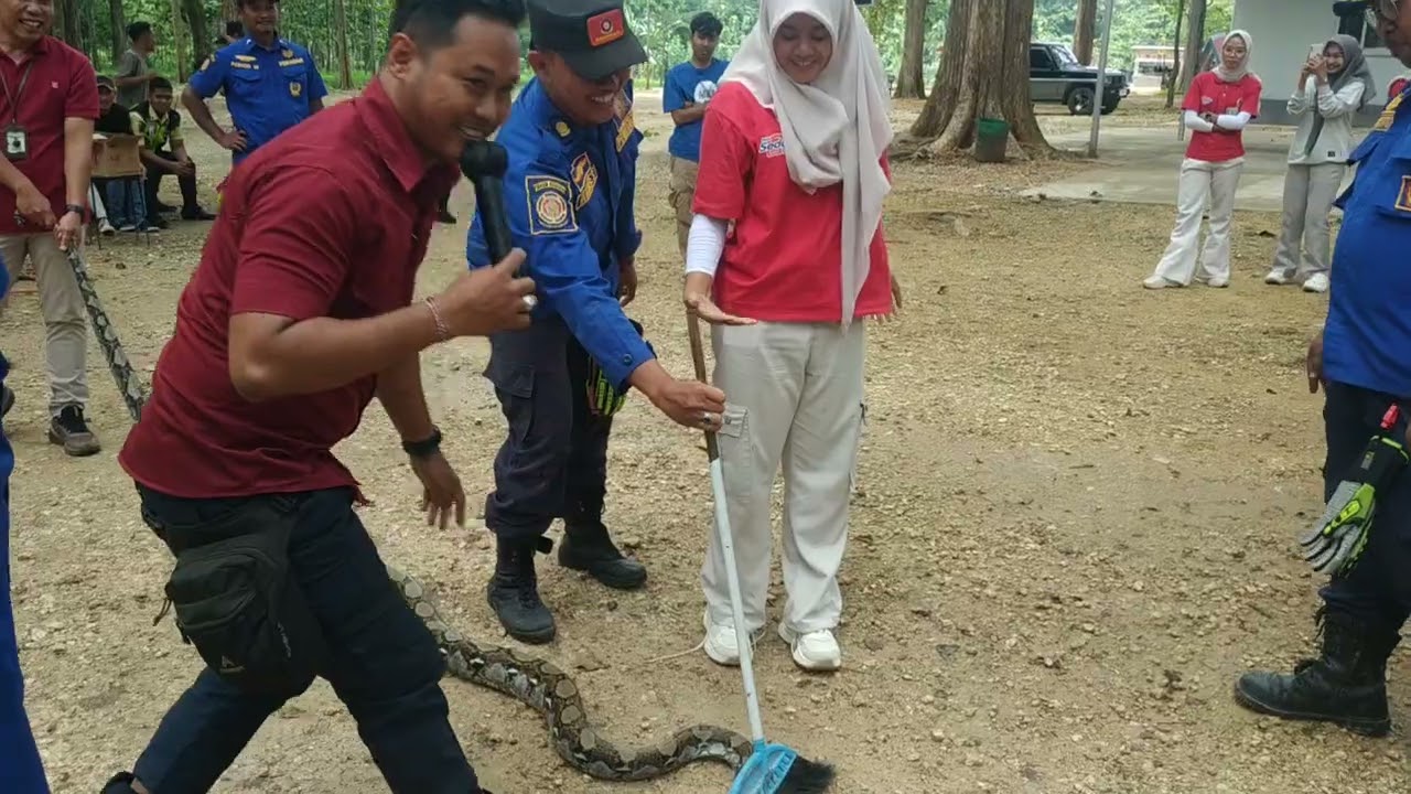 Evaluasi ular LATIHAN 'Goa Terawang Blora'