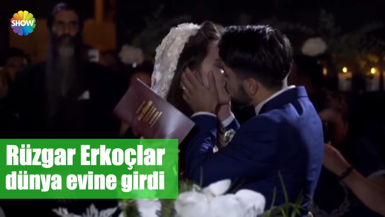 Rüzgar Erkoçlar dünya evine girdi