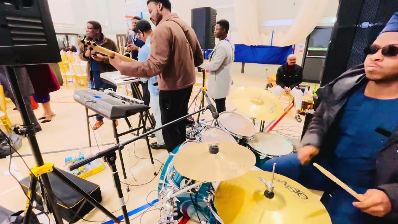 SLOW HIGHLIFE PRAISE// DCN CHRIS 50th Birthday Celebration // LIVE BAND DRUM CAM 🥁🥁🥁🎉🎊