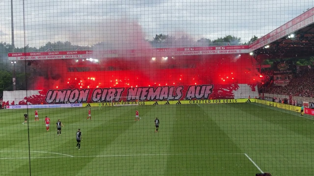 1.FC Union Berlin- SC Freiburg 2:1, Pyroshow