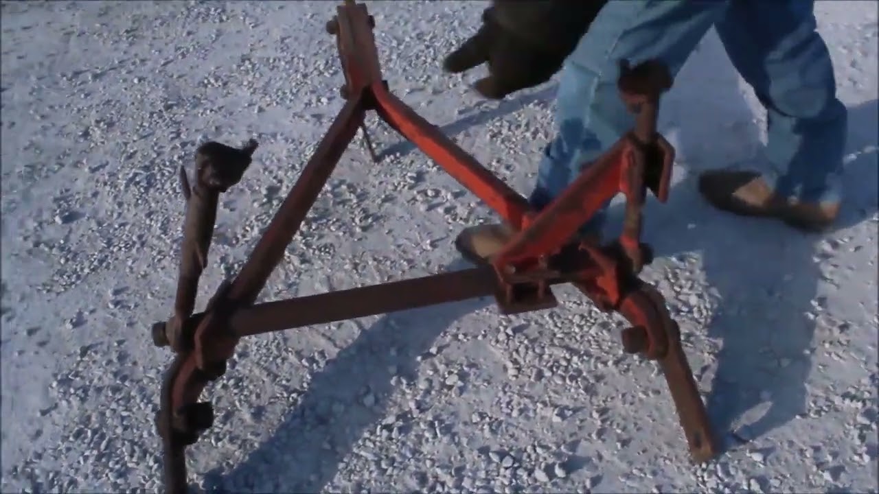 CUSTOM MADE SNAP COUPLER For Sale