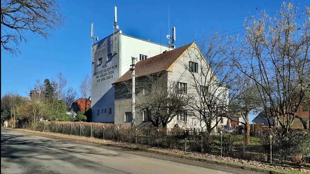 Slabce: První elektrický mlýn v ČSR a Nerudova matka ⚡🏛️