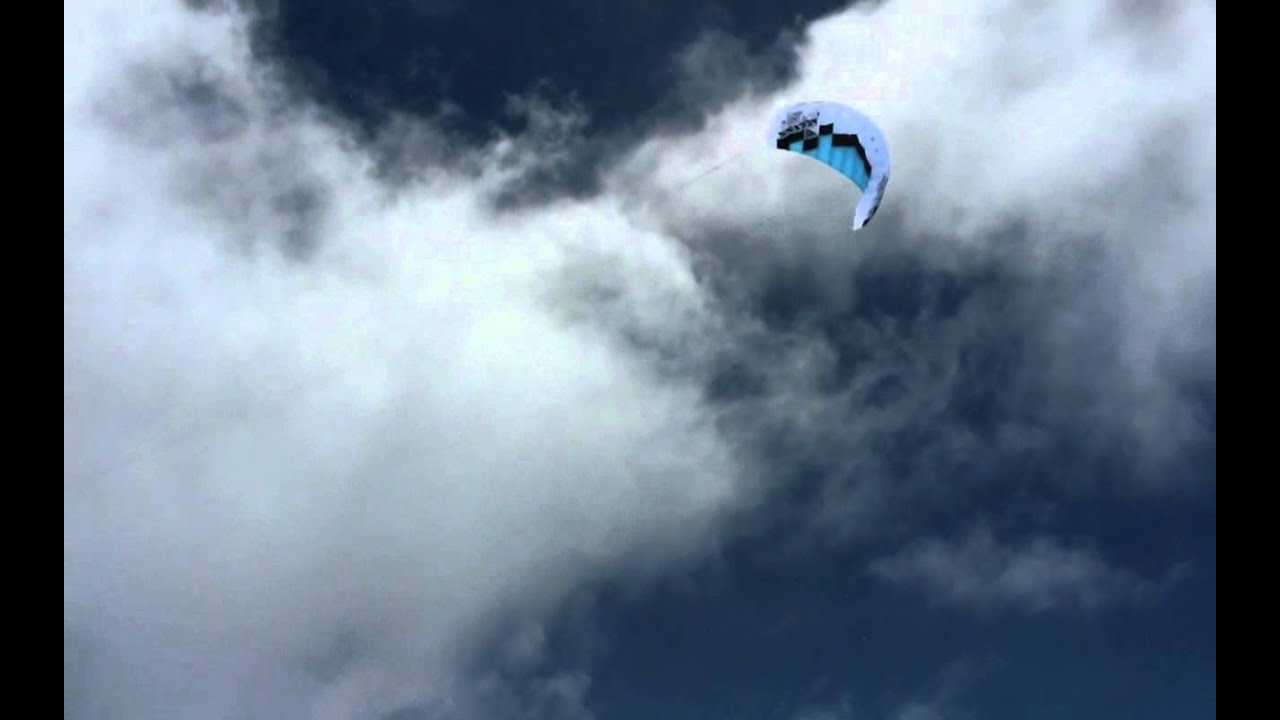 Snowkite sui ghiacciai dell'Adamello 3 4 maggio 2014