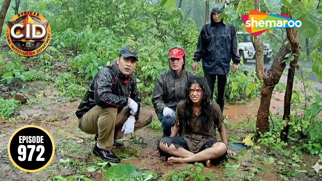 Jungle में CID का हुआ Adomkhor लड़की का सामना || CID | सी.आई.डी. | Bhootiya Series
