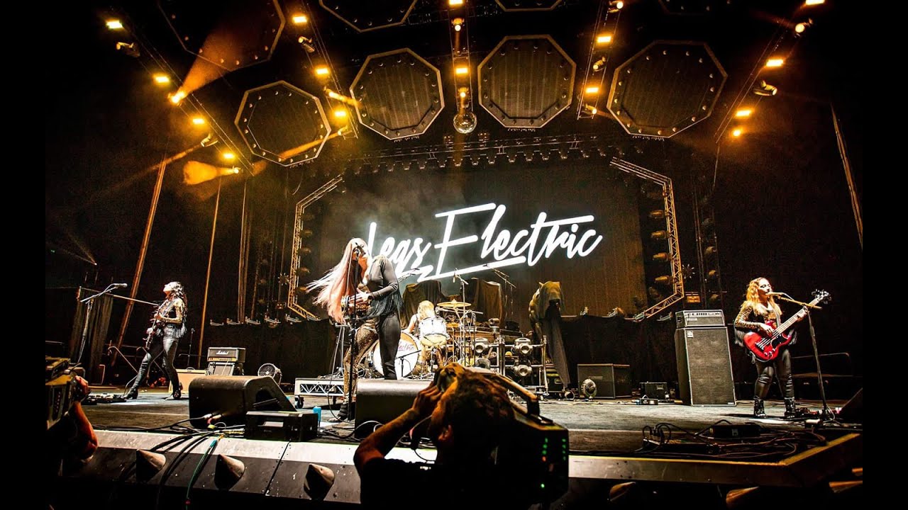 Legs Electric supporting KISS - 2nd September 2022, RAC Arena, Perth