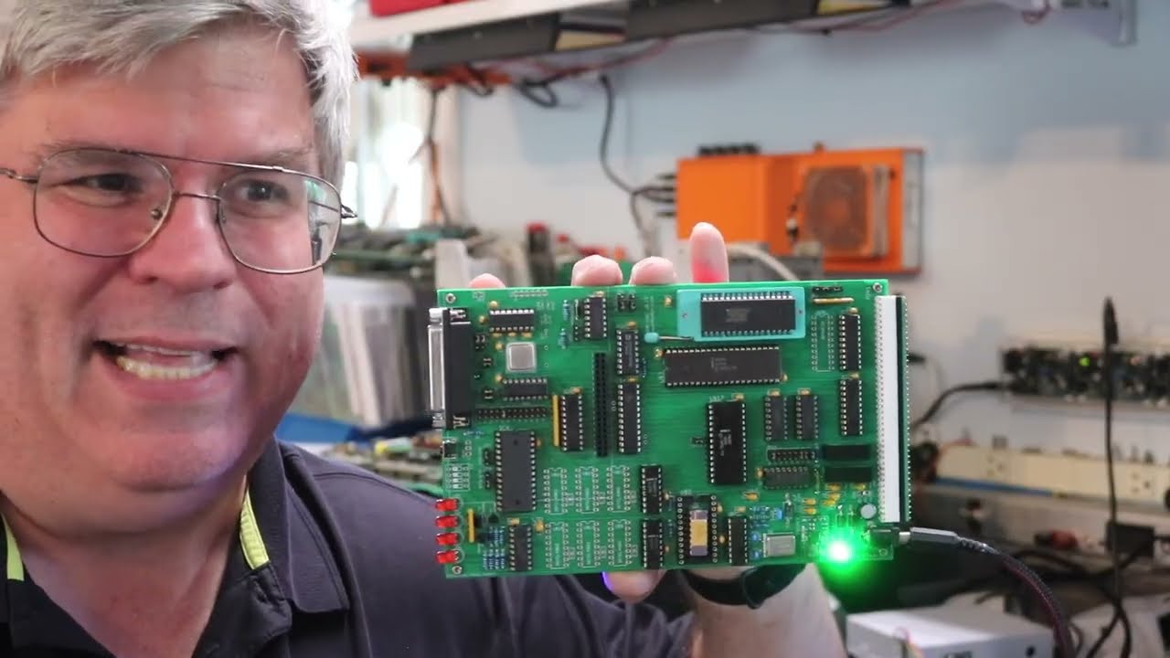 I built a 4-bit Single Board Computer that uses the Intel 4004 Microprocessor!