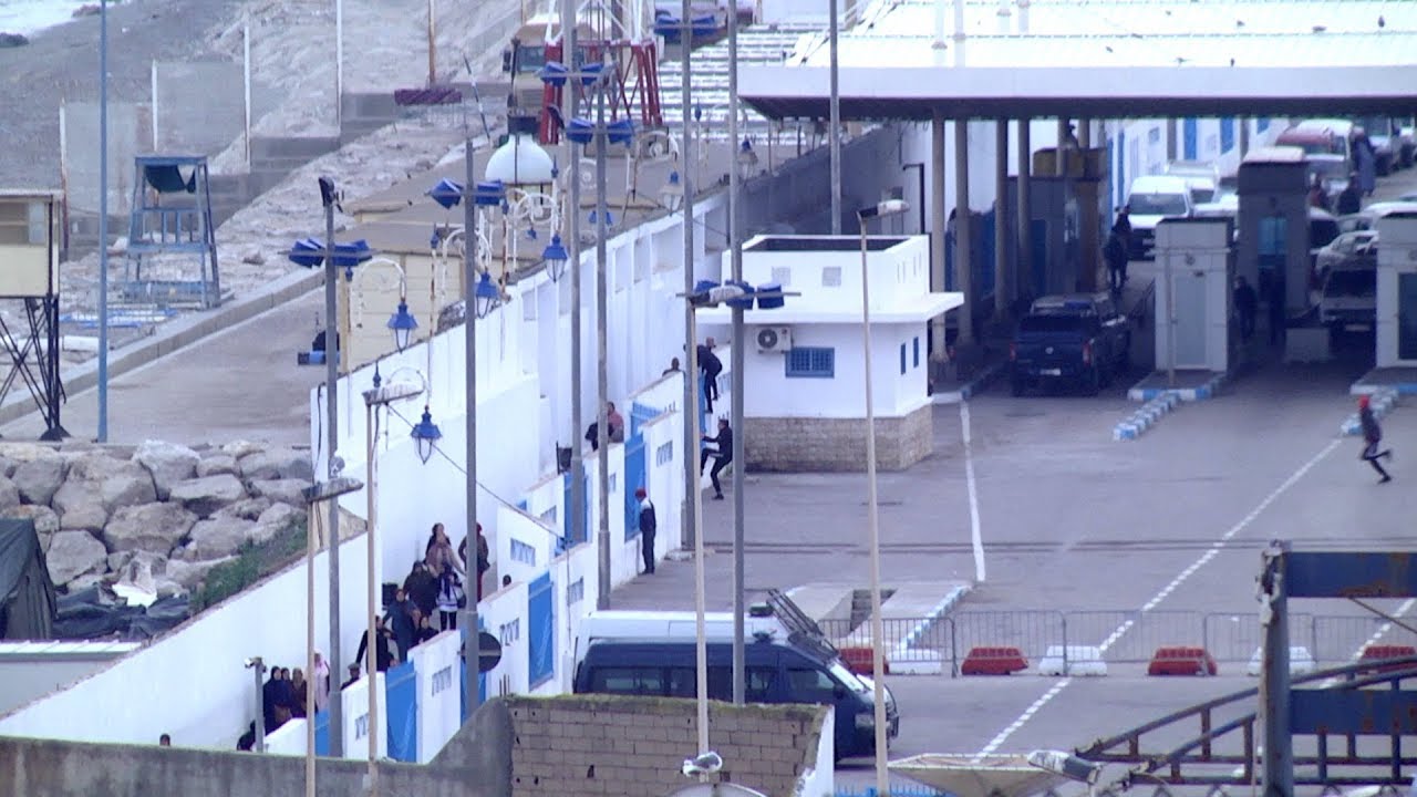 Controles en la frontera del Tarajal entre Ceuta y Marruecos:  “Esto es una ruina”