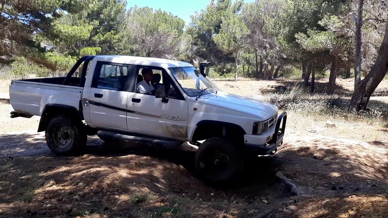 Toyota hilux 22r sfa /not Gd6 or D4D