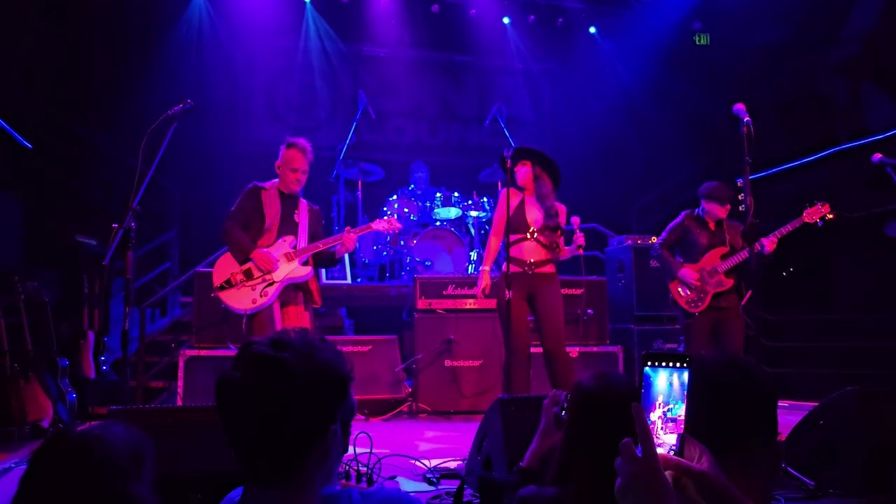 Do You Want to Hold Me - Bow Wow Wow @ DNA Lounge, San Francisco 8 Jun 2025
