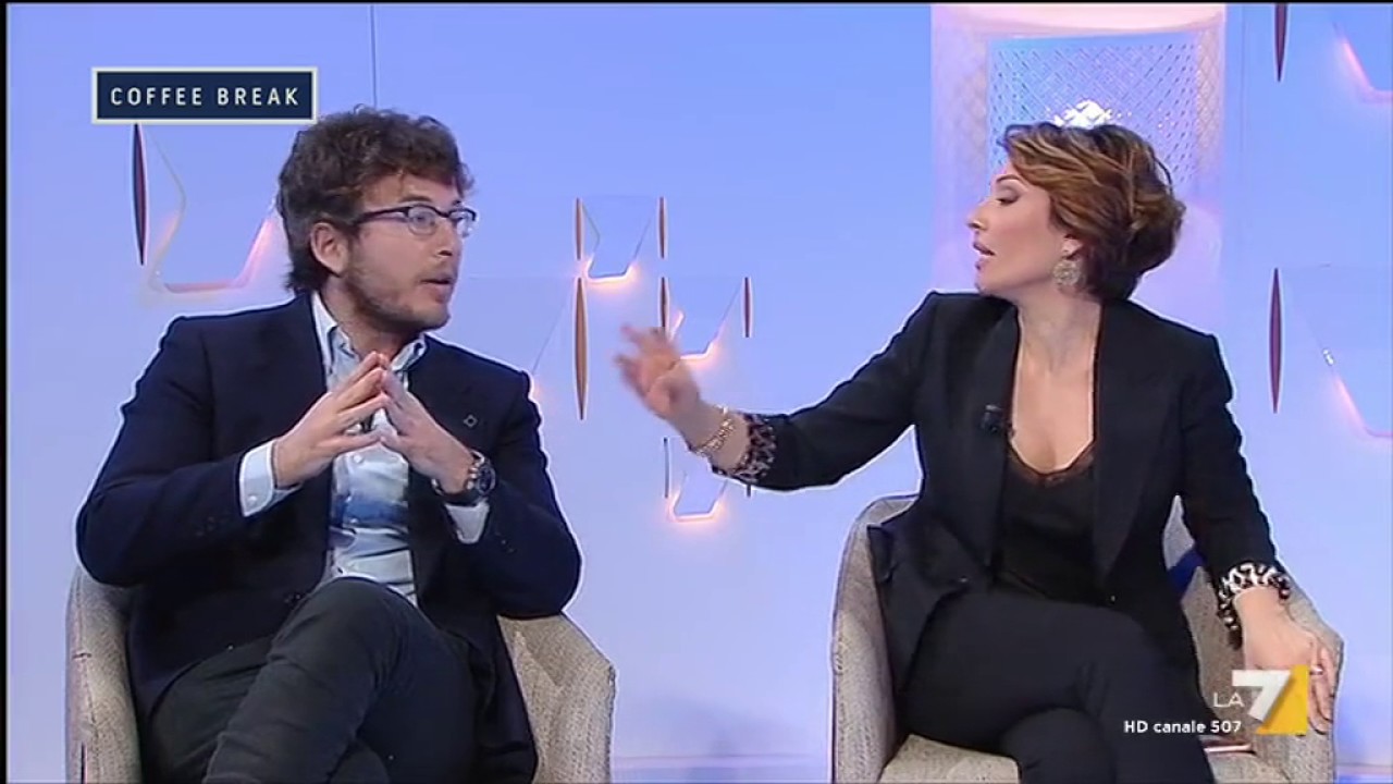Diego Fusaro vs Elisa Simoni (PD): 'Avete ucciso Gramsci due volte, lei usa violenza nei miei ...