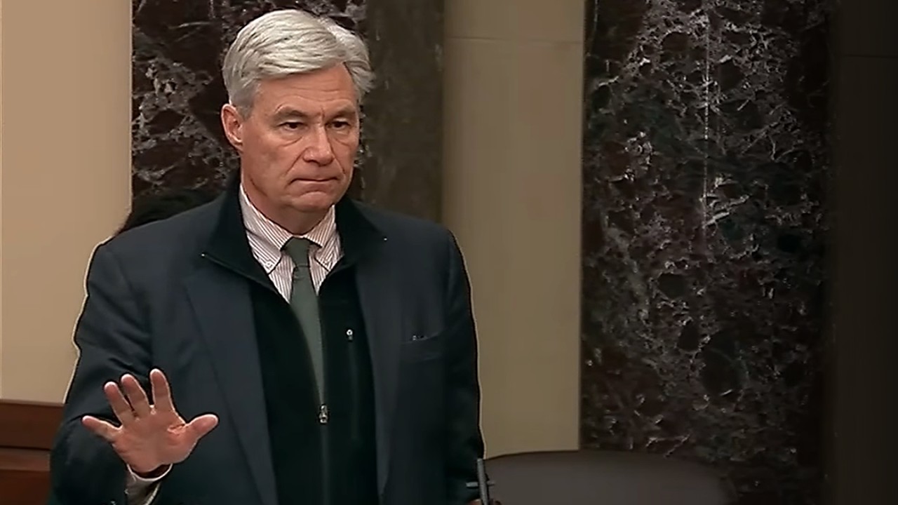 Sen. Whitehouse to uncover connections between Trump, Russia, and Epstein.