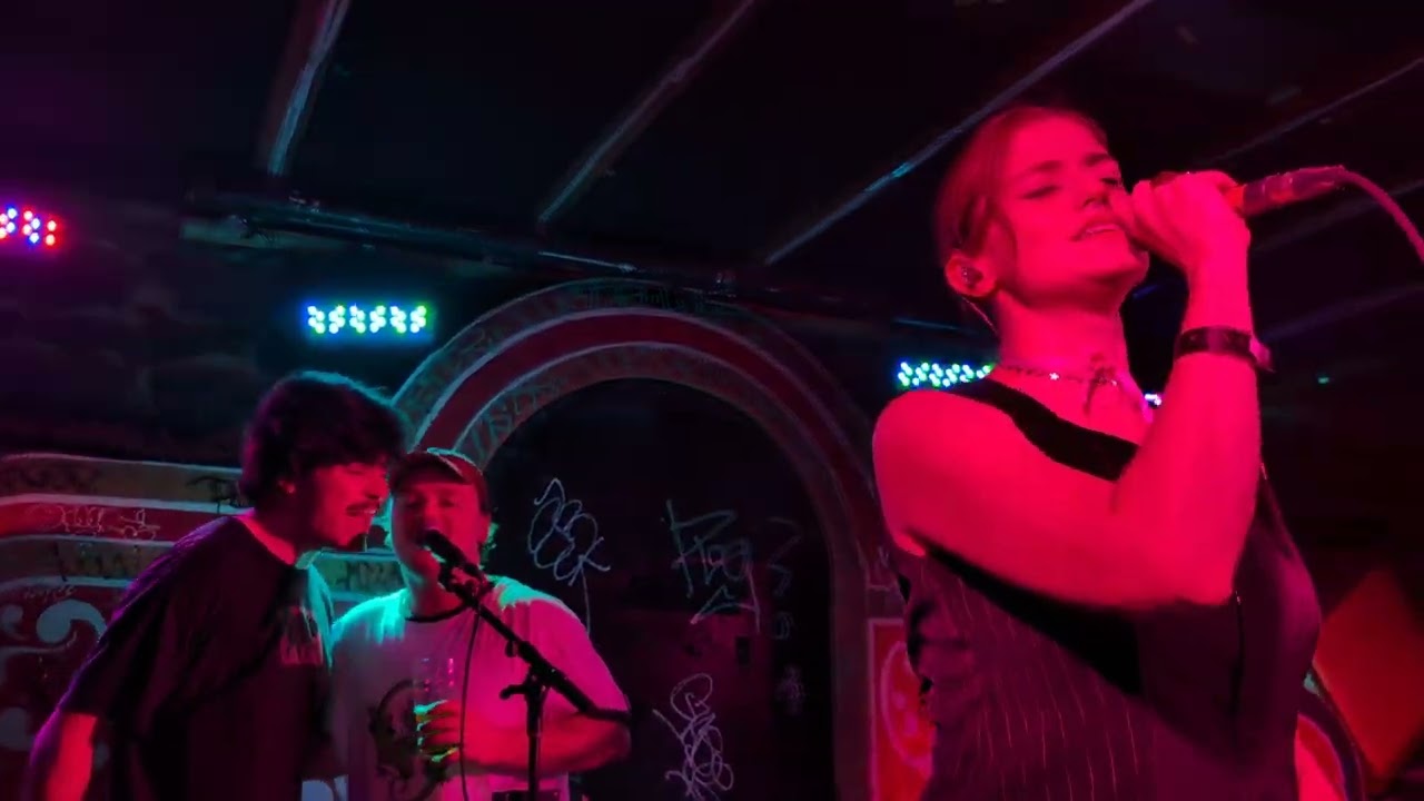 Jane Penny @ L'Escogriffe | Pop Montreal 2024