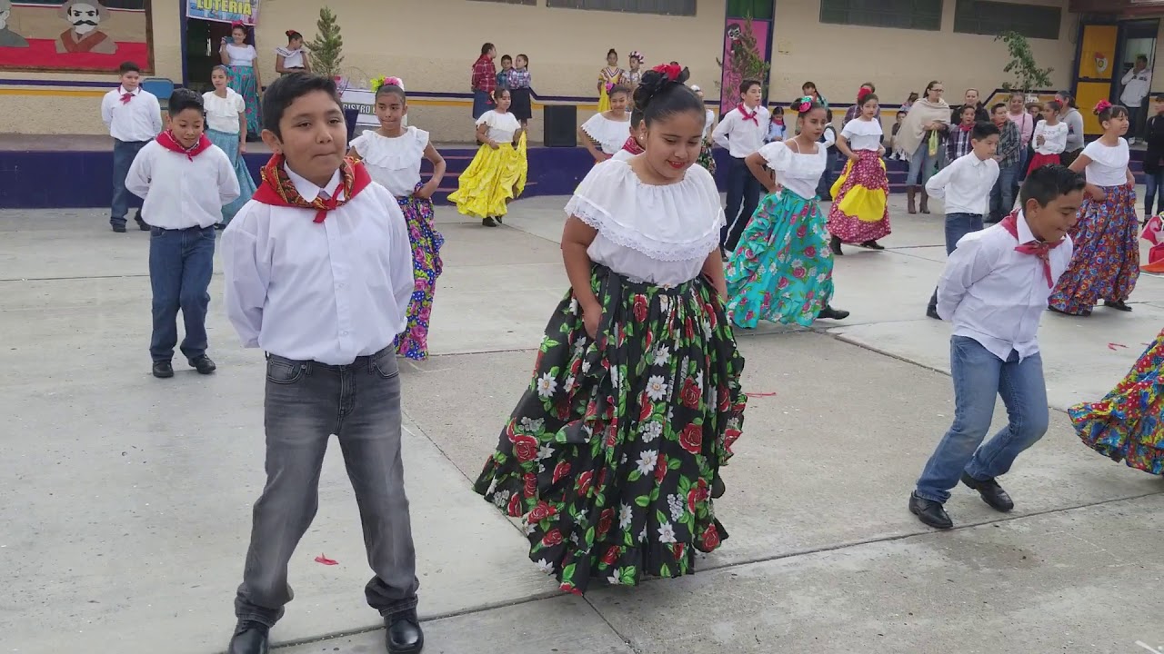 Baile 20 de Noviembre  2018 Damas Rotarianas
