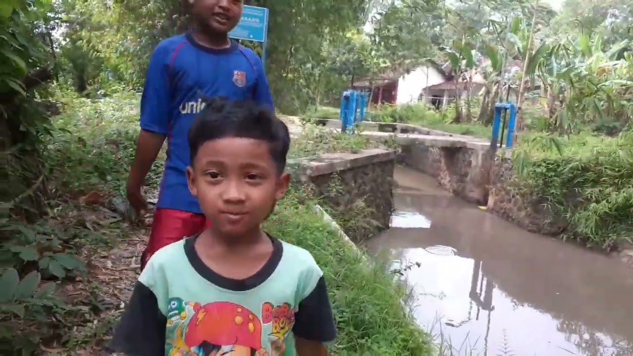 JELAJAH TEMPAT SEPI DEKAT RUMAH !! endingnya ada yang hilang 