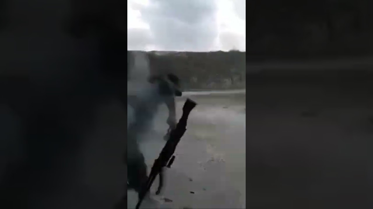 Unconfirmed news - Soldiers use machine guns in an accident #machinegun #soldier #war #express #news