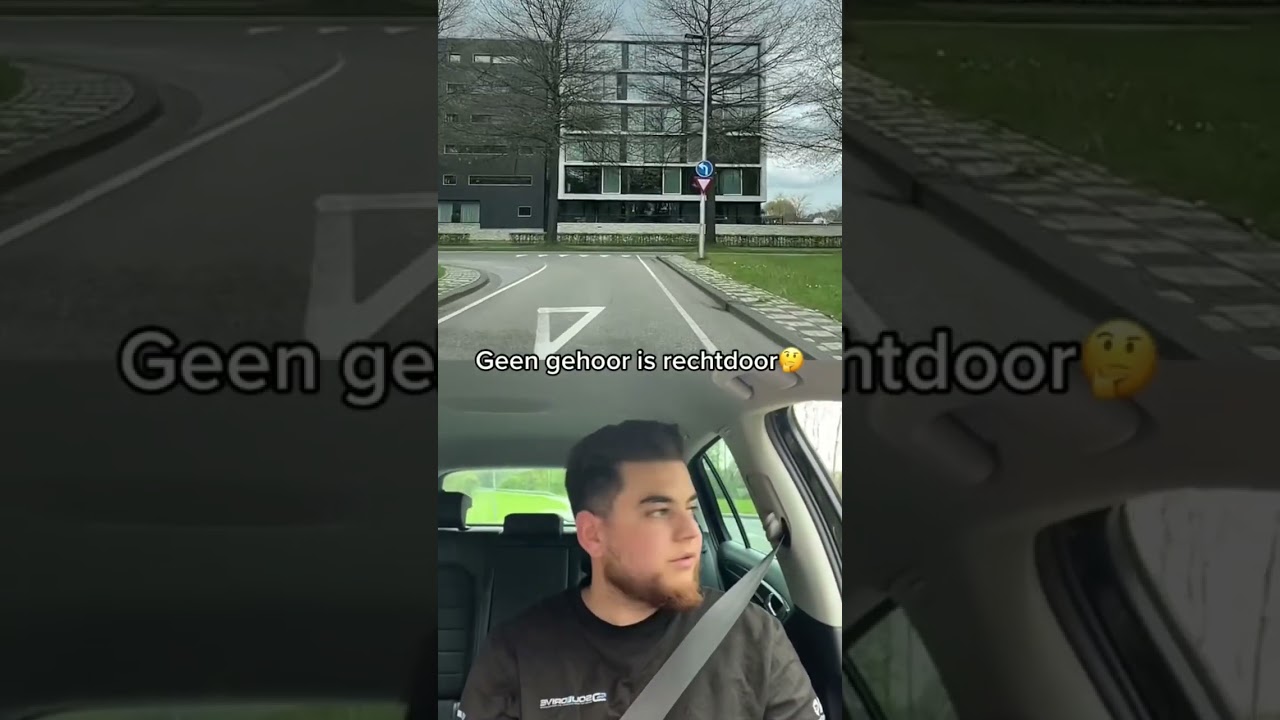 Beste tip! kijk naar de borden ✅🚗💨👀#rijschool #rijbewijs #rijles #rijbewijs