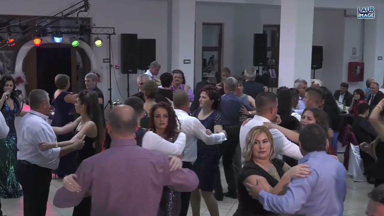 Geanina Blaga și formația - live nuntă - Adrian&Bianca - Petrila - Noiembrie 2019 - part 2(jiană)