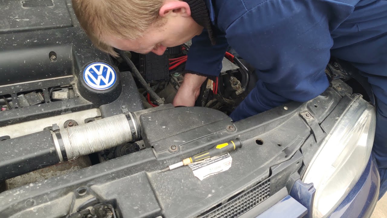 Не работает спидометр Golf 4 , ремонт кнопки сброса пробега