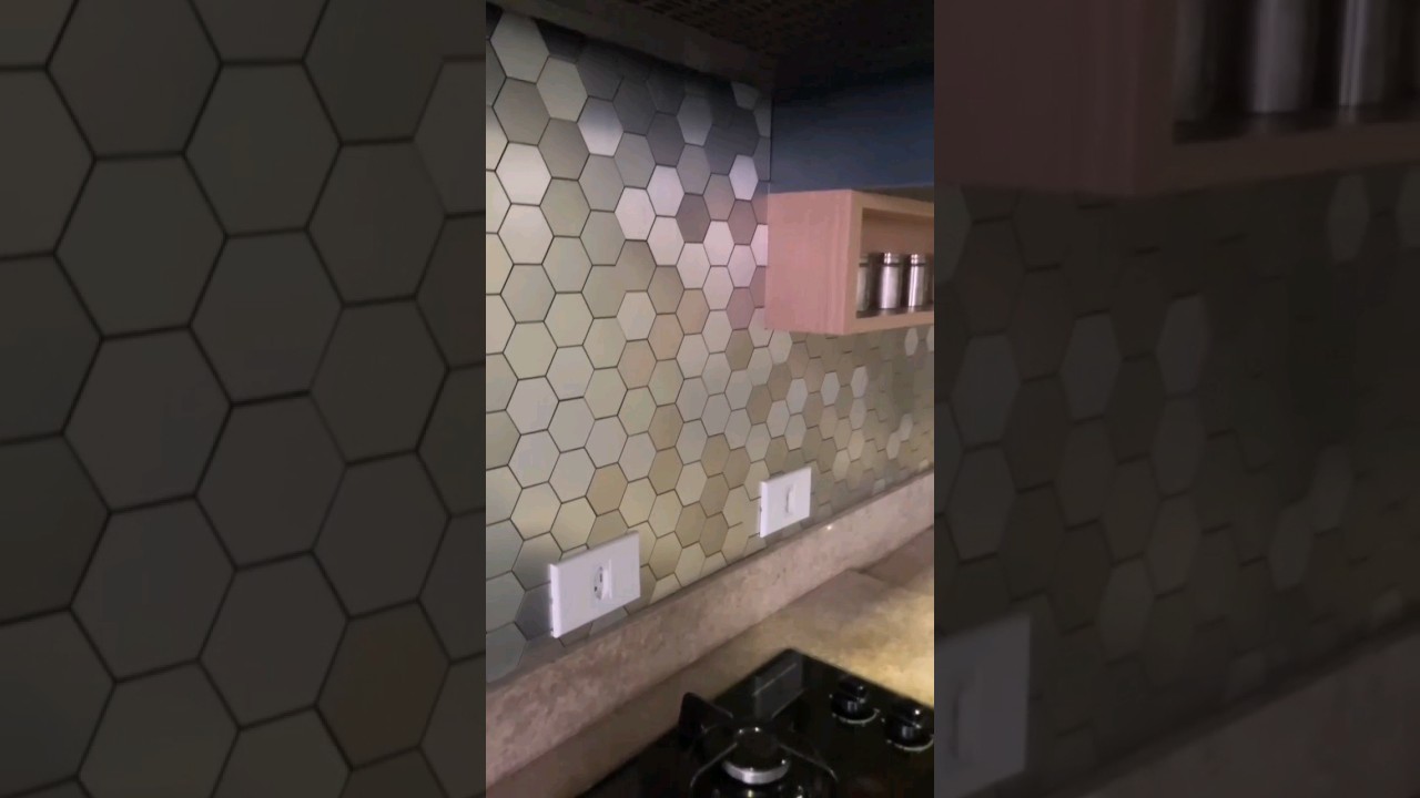 Pastilhas Autocolantes em Inox para sua cozinha! #decor #arqdecor #cozinha #inox #adesivo #design