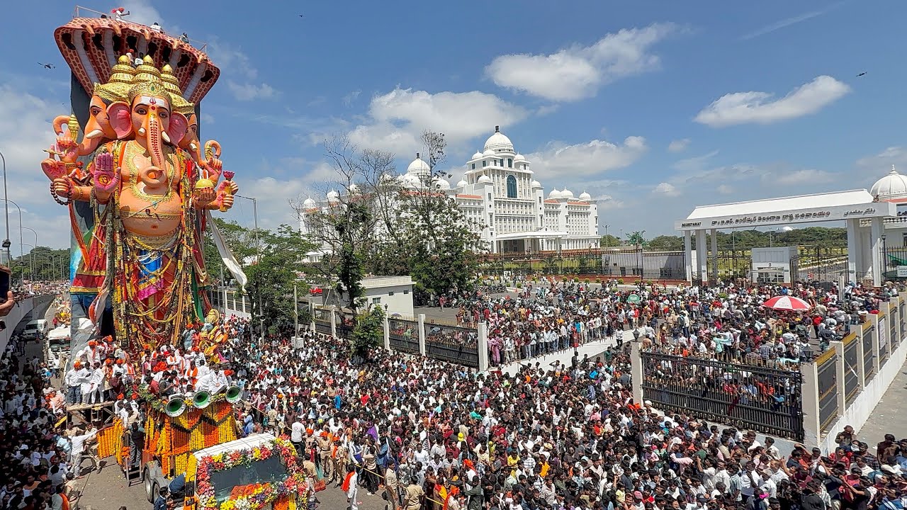 Khairatabad Ganesh Nimajjanam 2025 | 69 Feet&rsquo;s Biggest Khairatabad Ganesh Visarjan 2025 #ganesh2025