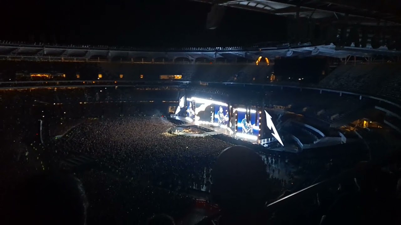 Metallica perform Zebra by John Butler Trio - Metallica M72 Tour Perth 2025  