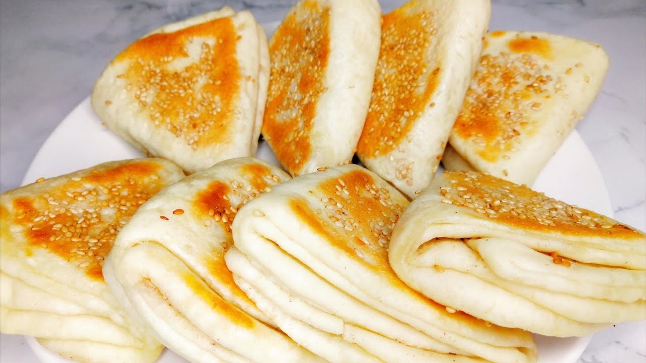 发面三角饼的做法，蓬松暄软，层次分明，做法简单家常