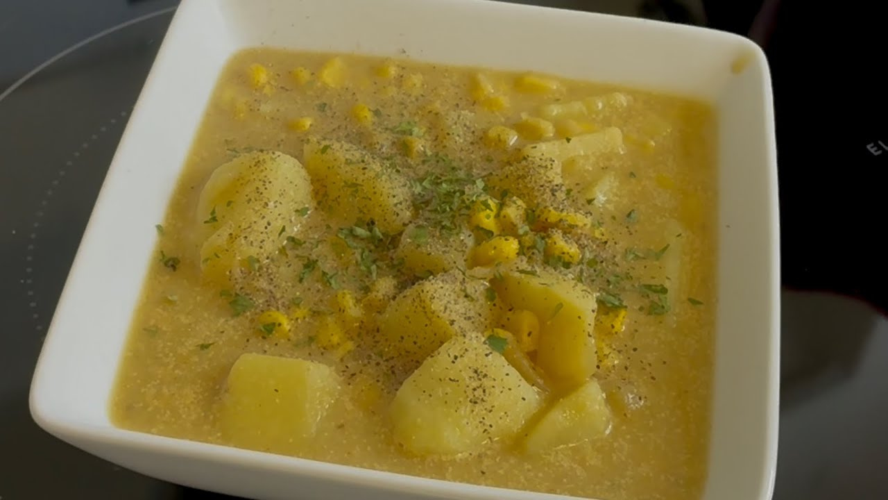 Making Corn Chowder •quick & easy • budget friendly 