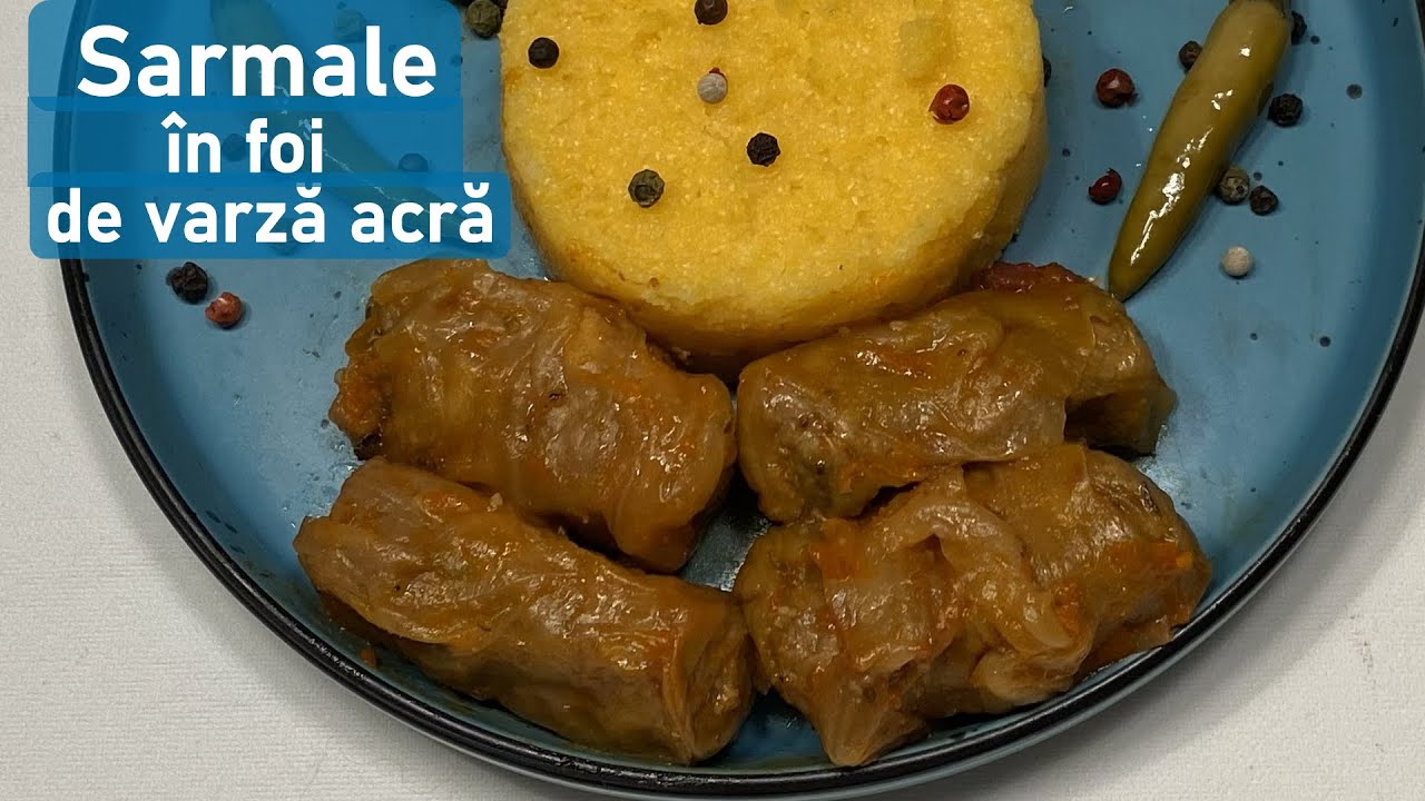Sarmale în foi de varză acră