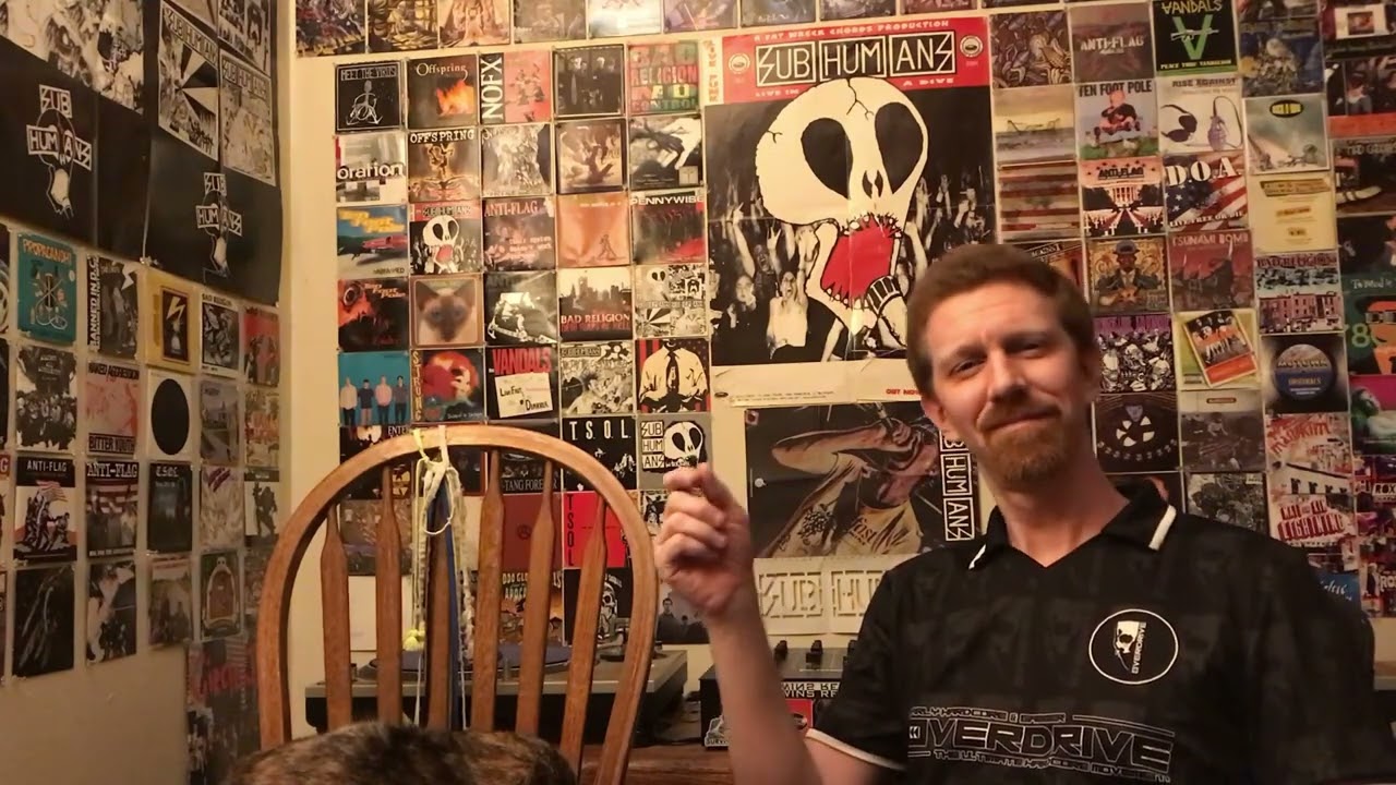 Shnootz - Reaction Video (Kate Bush - Pi)