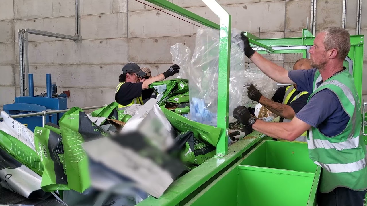 GA's new Recycling Picking Line