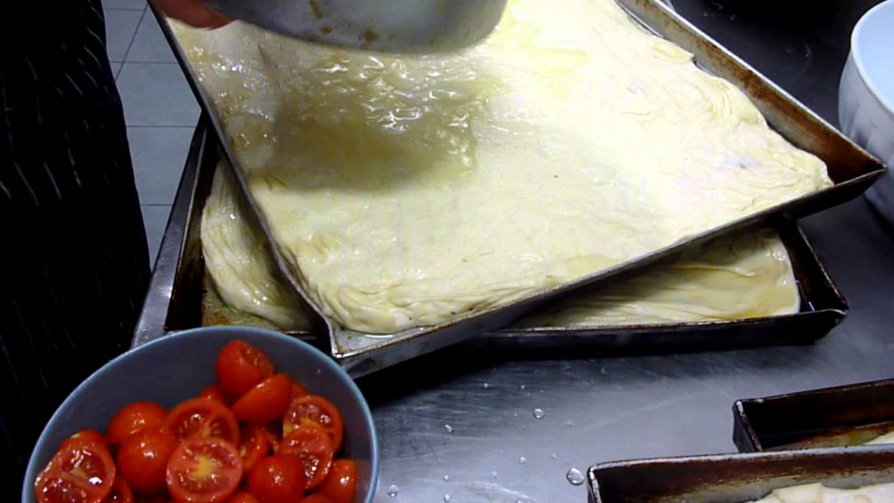 Come fare la Focaccia - Pizza Genovese : Ricette Dolci e cucina