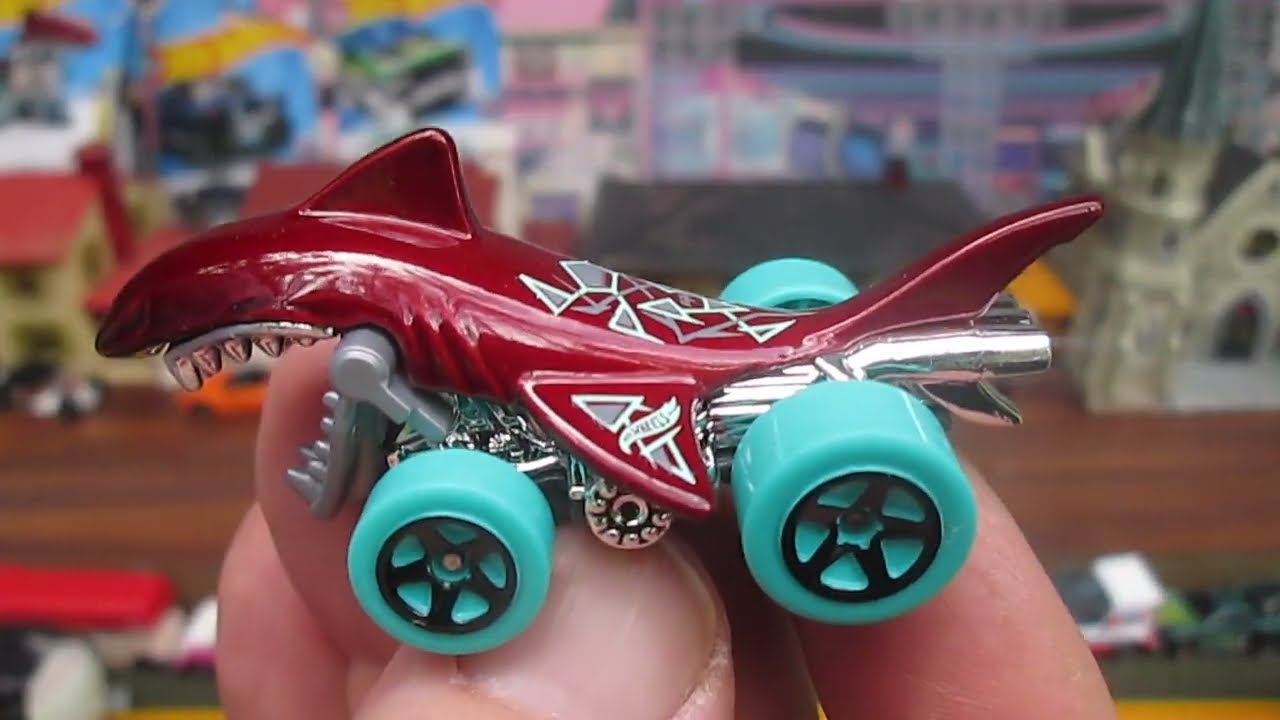 Shark Bite 2024 Mattel Hot Wheels Toy Fantasy Car Unboxing Review - HW Mega Bite Series Chomping Jaw