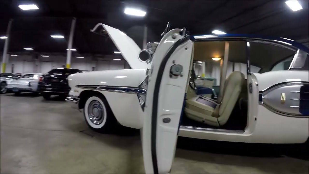 1958 Pontiac Star Chief