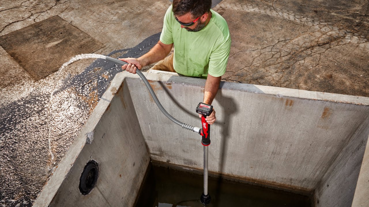 MILWAUKEE® M12™ HYDROPASS™ Staafwaterpomp